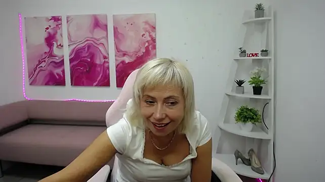 LaurenWishy webcam