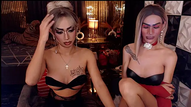 MonstrousCockDiva webcam