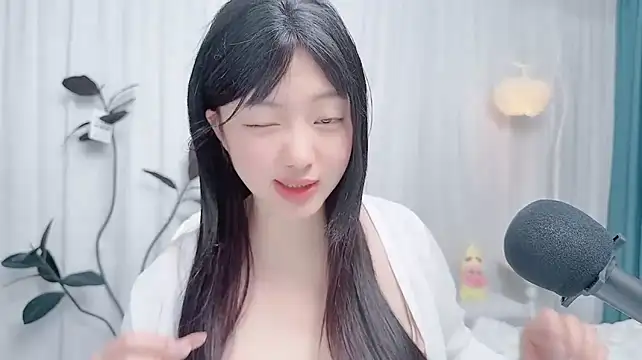 Winnie666999 webcam