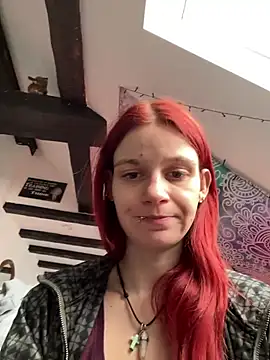LeylaSquirtyBirty webcam
