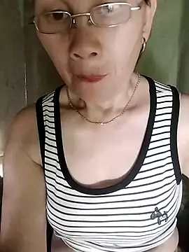 Alisa_x9x webcam