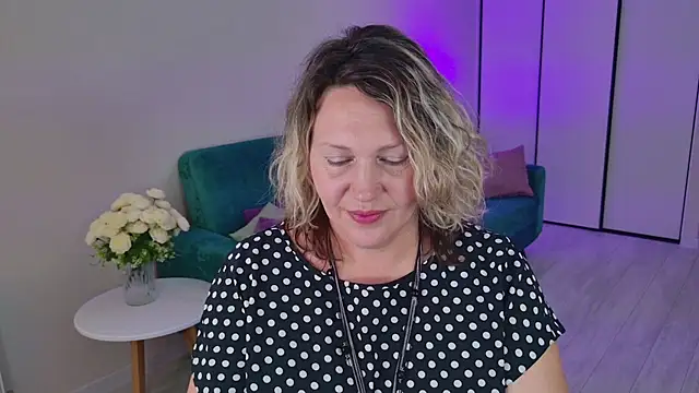 Nina_Weiss webcam