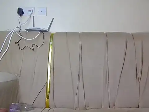 pretty-bustybunny webcam