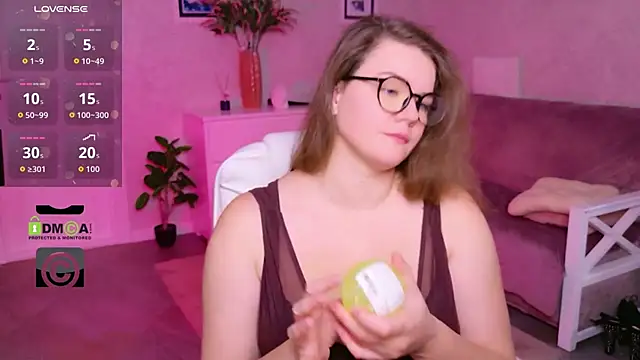 KellyKleine webcam