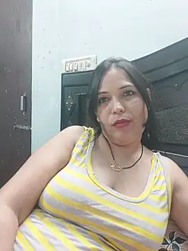 Poojabhabi101 webcam