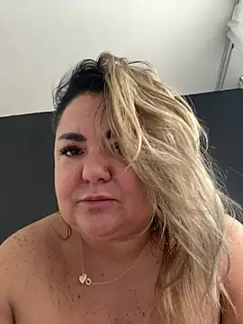 MikyVesela webcam