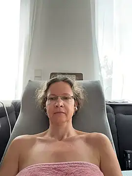 AnnikaRose webcam