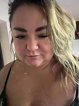 MikyVesela webcam
