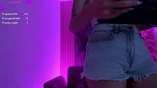 AlaskaFlowerss1_ webcam