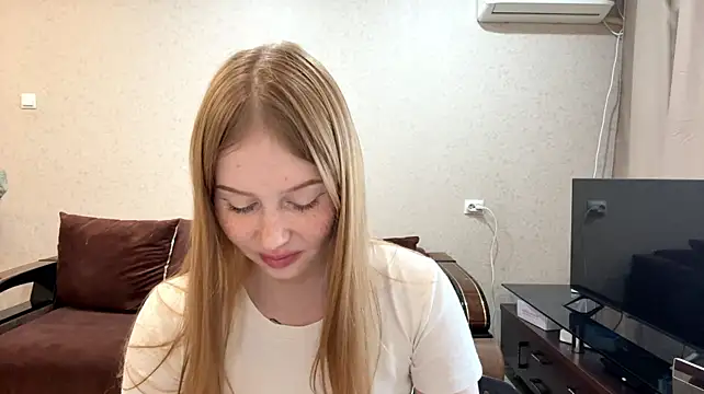 RavenShuker webcam
