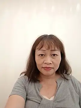 Baby-ladyboobs2026 webcam