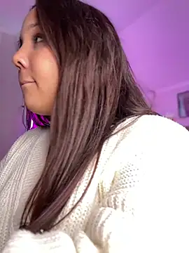 LushBySofa webcam
