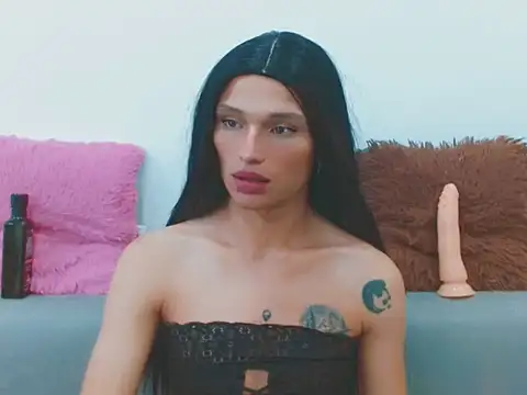 Carol_lit webcam