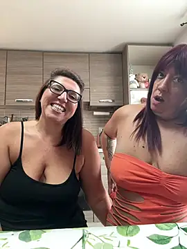SinfulMarkedQueens live cam preview