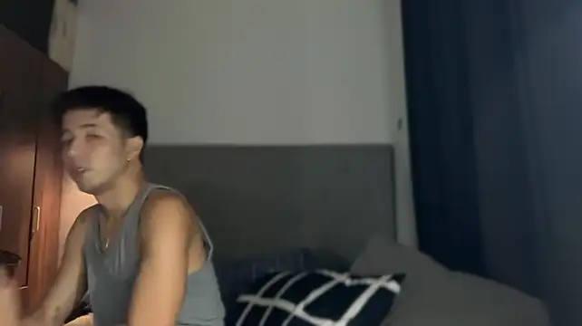 addictiveboi (M young) - Public cumshow!