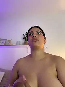 shainadavis live cam preview