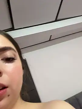 Koralyn_44 webcam