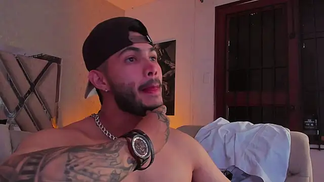 Vincentblack webcam