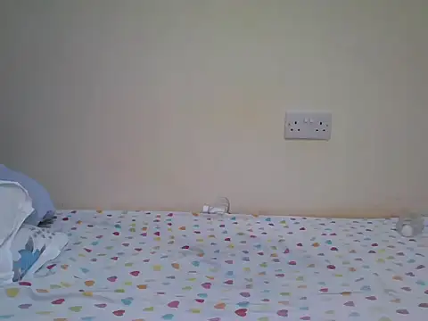 cum_queen254 webcam