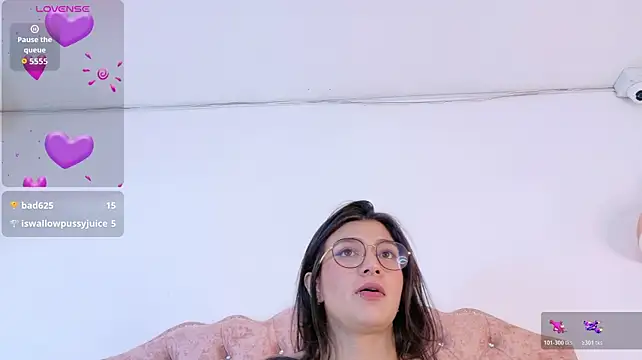 AriiaBloom webcam