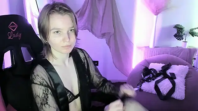 VivienneNoirr webcam