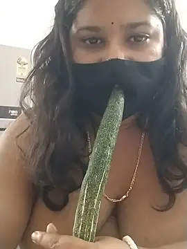Saniya337 webcam
