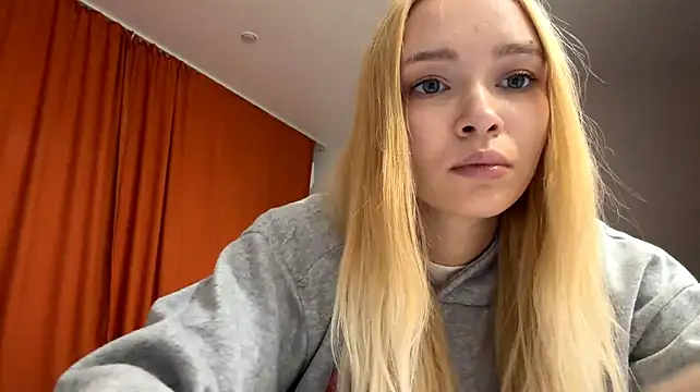 LovelyLisy webcam