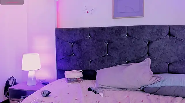 Mia_fox_07 webcam