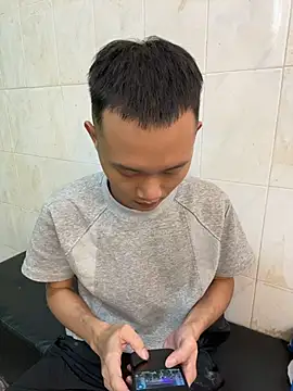 lun_kai (M young) - #asian #brunettes #cam2cam #chinese #cuckold #dirty-talk #ejaculation #gays #handy #hd #luxurious-privates #medium #mobile #new #sexting #small-audience #top #uniform #young