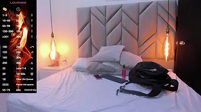 AxelandVioleta webcam