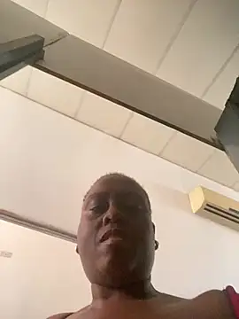 Biggblackboobs webcam