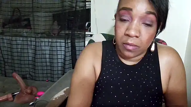 mzpretty444 (F milf) - SMOKE F & VIBE 