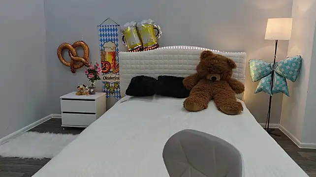 DeboraHorny webcam