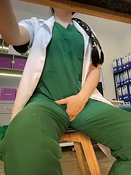 secretly_masturbating live cam preview