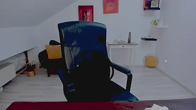 LollaGirl webcam