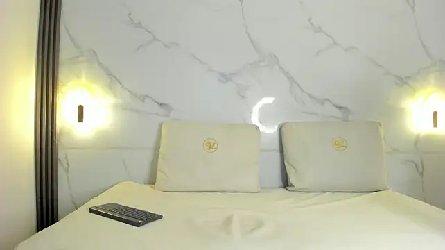 indya_brown (T young) - 💘Doggystyle + Spank ass hard