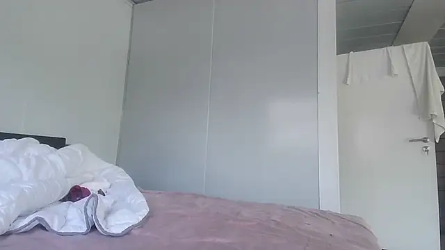 fulloferotic webcam