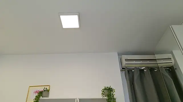 LadyLeea live cam preview