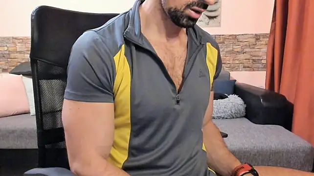 HotHunkTrainer webcam