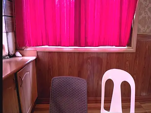 hugecock_mandy webcam