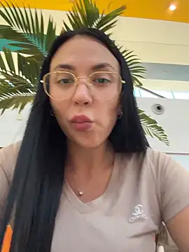 Bunny_Lush live cam on StripChat