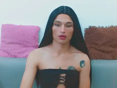 Carol_lit webcam
