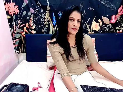 indiansexcsmile4u webcam
