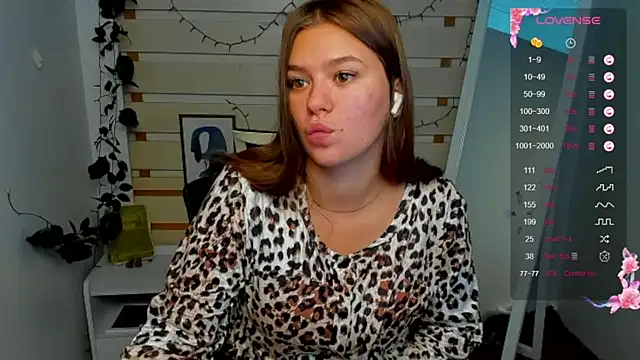 Josephine_Kiss webcam