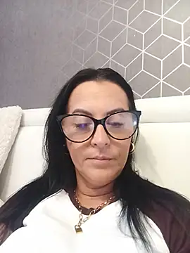 VelvetNaughty-Shem live cam on StripChat