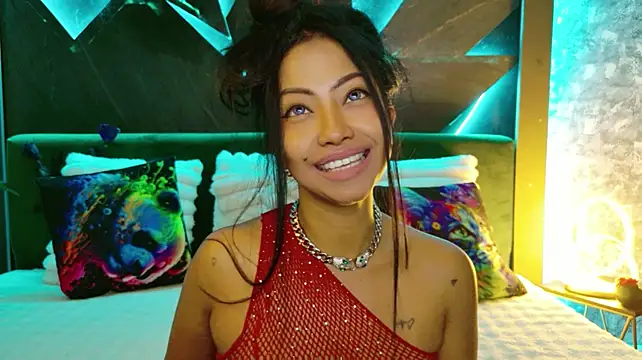 ElyaQuinn webcam