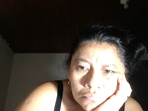 adrixxx38 live cam on StripChat