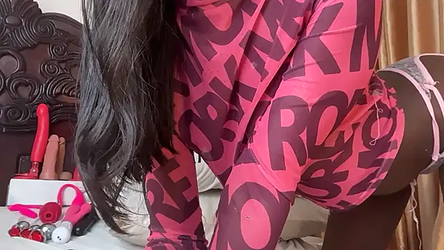 AudreySpanksFuck- webcam