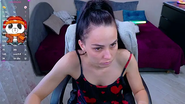 Kriss_brunette_5 webcam