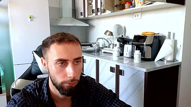 RyanStorm_ webcam